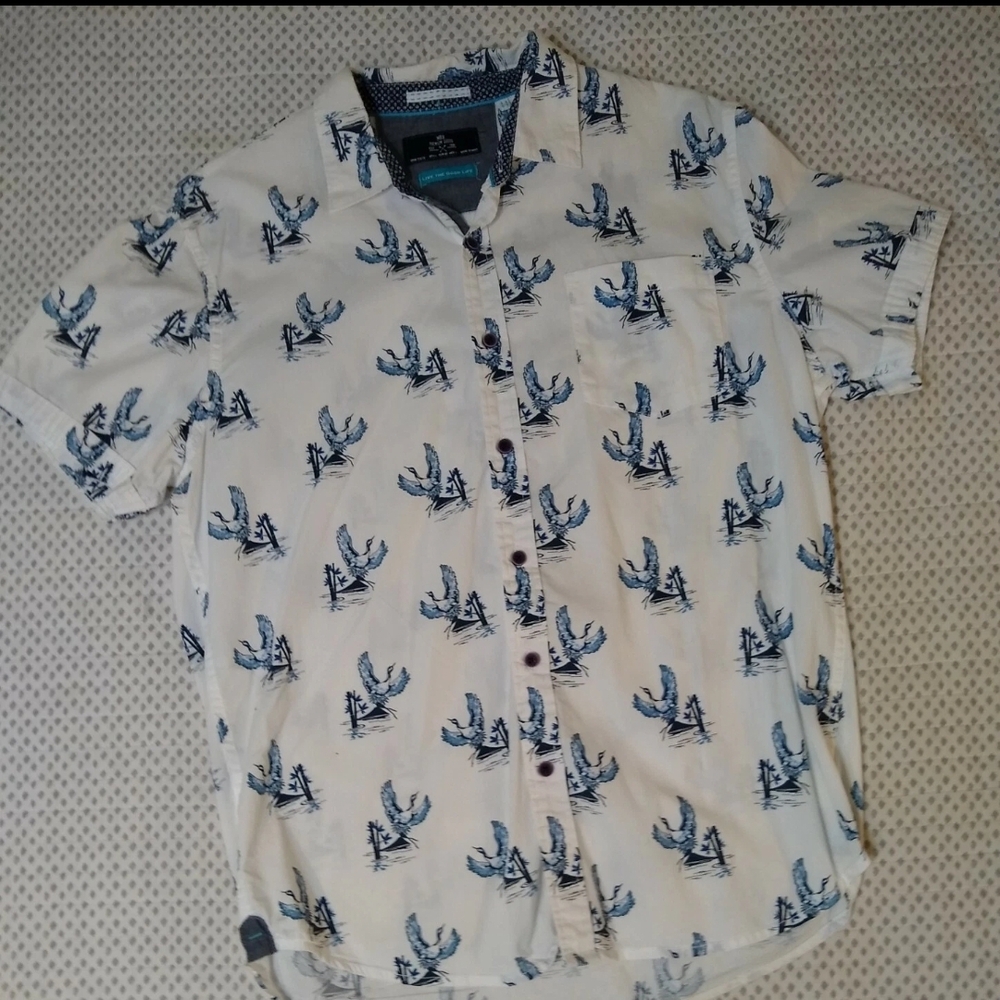 Men's MBX Premium White Blue Printed Blue Ducks Button Up Collard Shirt Large